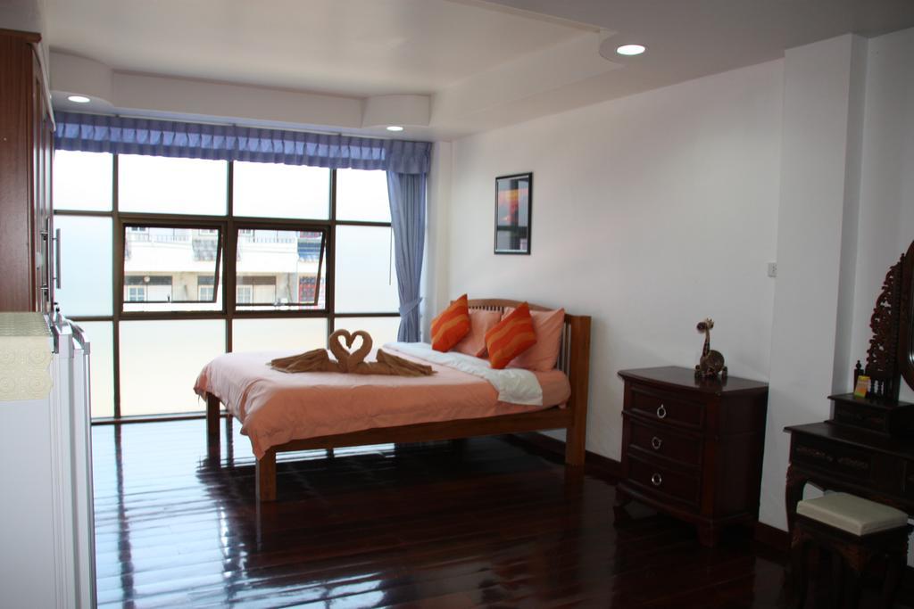 Coffeeandbeer Hostel Pattaya Room photo